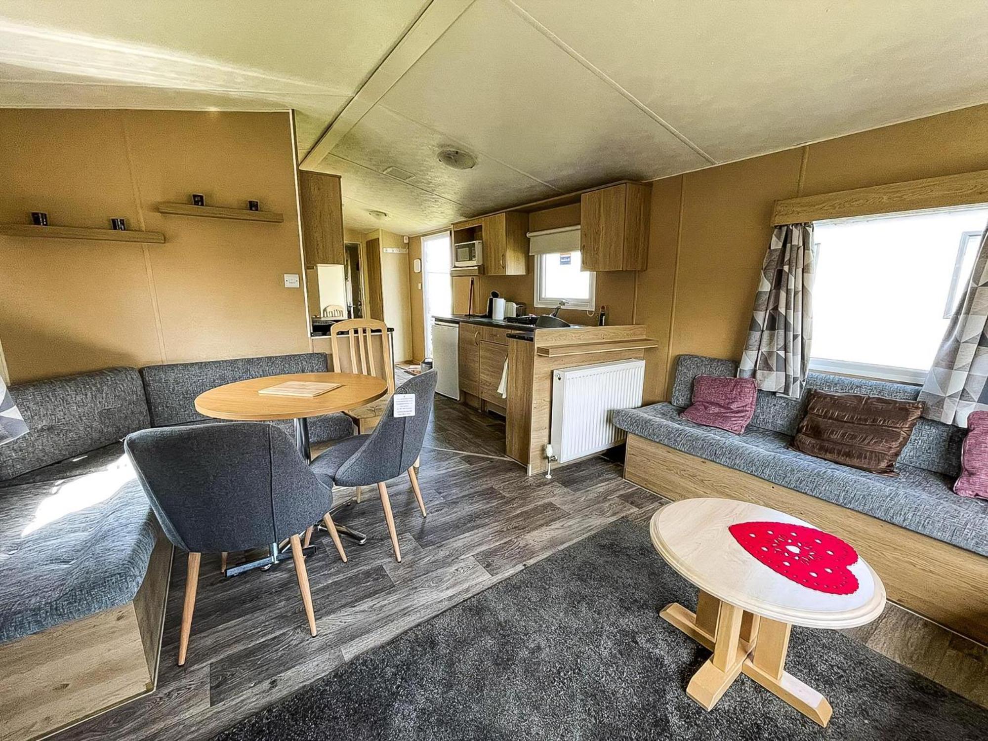 Lovely 6 Berth Caravan At Sunnydale Holiday Park Ref 35375S Louth  Eksteriør billede