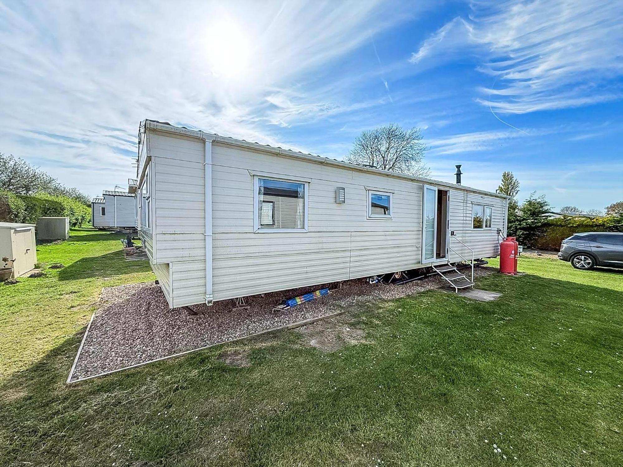 Lovely 6 Berth Caravan At Sunnydale Holiday Park Ref 35375S Louth  Eksteriør billede